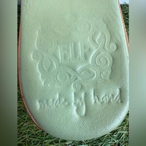 Elf Handmade 10.5 Jade Leather Wooden Heel Sandals